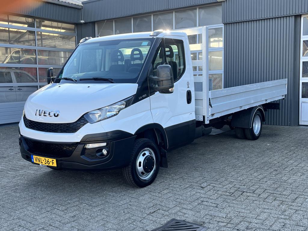 Iveco Daily 35C15 3.0 410 Openlaadbak Pick-up Dubbele lucht, Auto's, Gebruikt, Zwart, 4 cilinders, 2272 kg