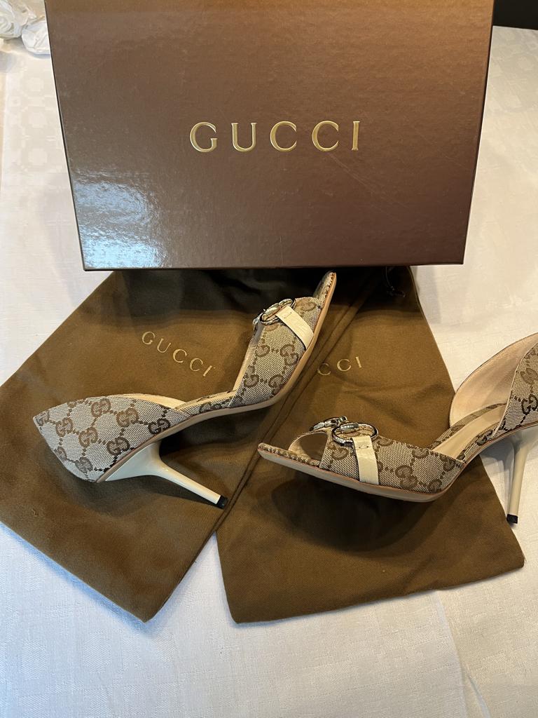Gucci designer schoenen, Kleding | Dames, Schoenen, Beige, Ophalen of Verzenden, Schoenen met hoge hakken, Gucci