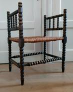 Antieke kruk bobbin voetenbank krukje antiek knobbelstoeltje, Ophalen