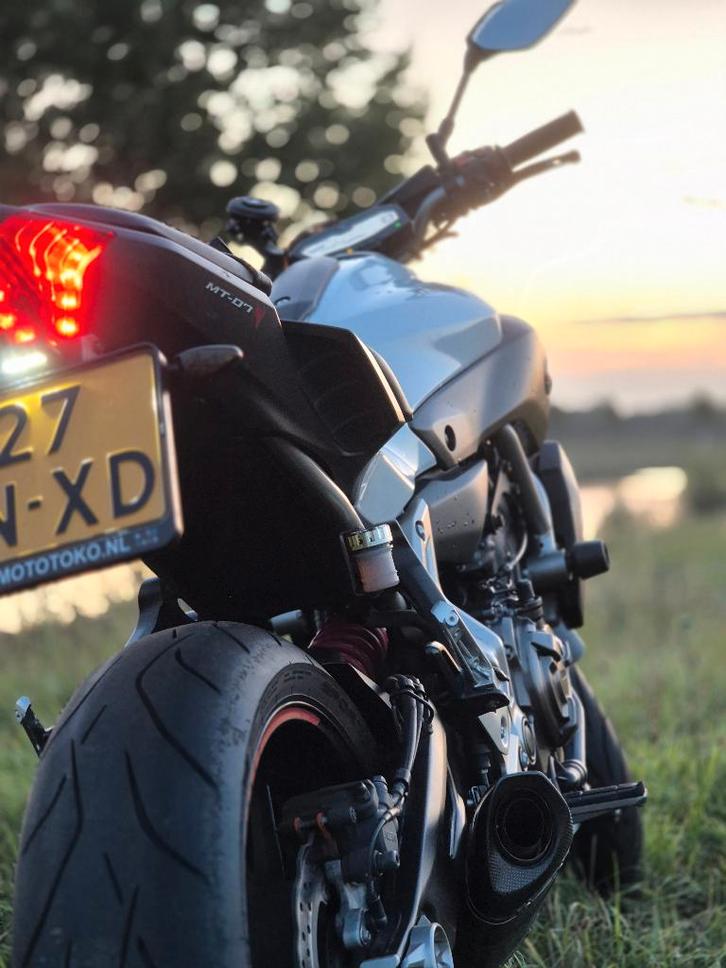 YAMAHA MT-07 ABS 2016 | AKRAPOVIČ UITLAAT | A2 – 35KW, Motoren, Motoren | Yamaha, Particulier, Naked bike, 12 t/m 35 kW, 2 cilinders