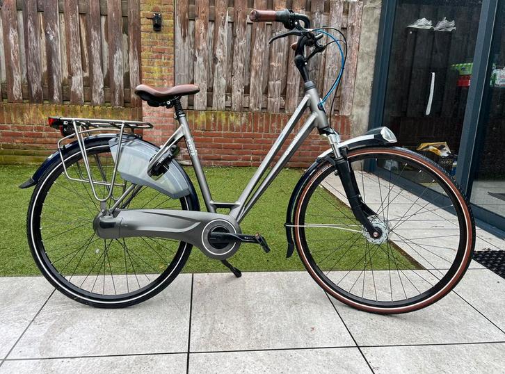 Zeer Nette GAZELLE ECLIPSE DAMESFIETS(2023), Fietsen en Brommers, Fietsen | Dames | Damesfietsen, Zo goed als nieuw, Overige merken