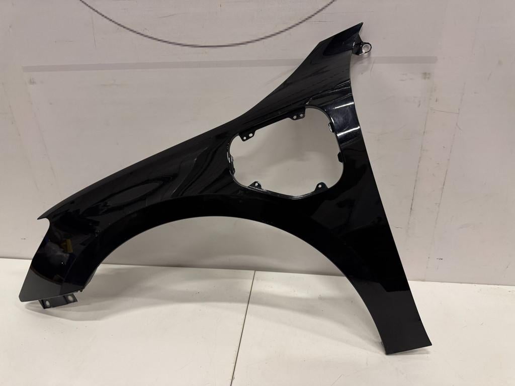 AUDI A3 8Y E-TRON HYBIRD ZIJSCHERM SPATBORD VOORSCHERM 2019-, Gebruikt, AUDI AG, Voor, Auto-Union-Strasse 1
85045  Ingolstadt, DE
