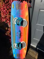 F-one trax HRD kiteboard 137/42, Watersport en Boten, Kitesurfen, Ophalen, Twintip, Kiteboard, Zo goed als nieuw