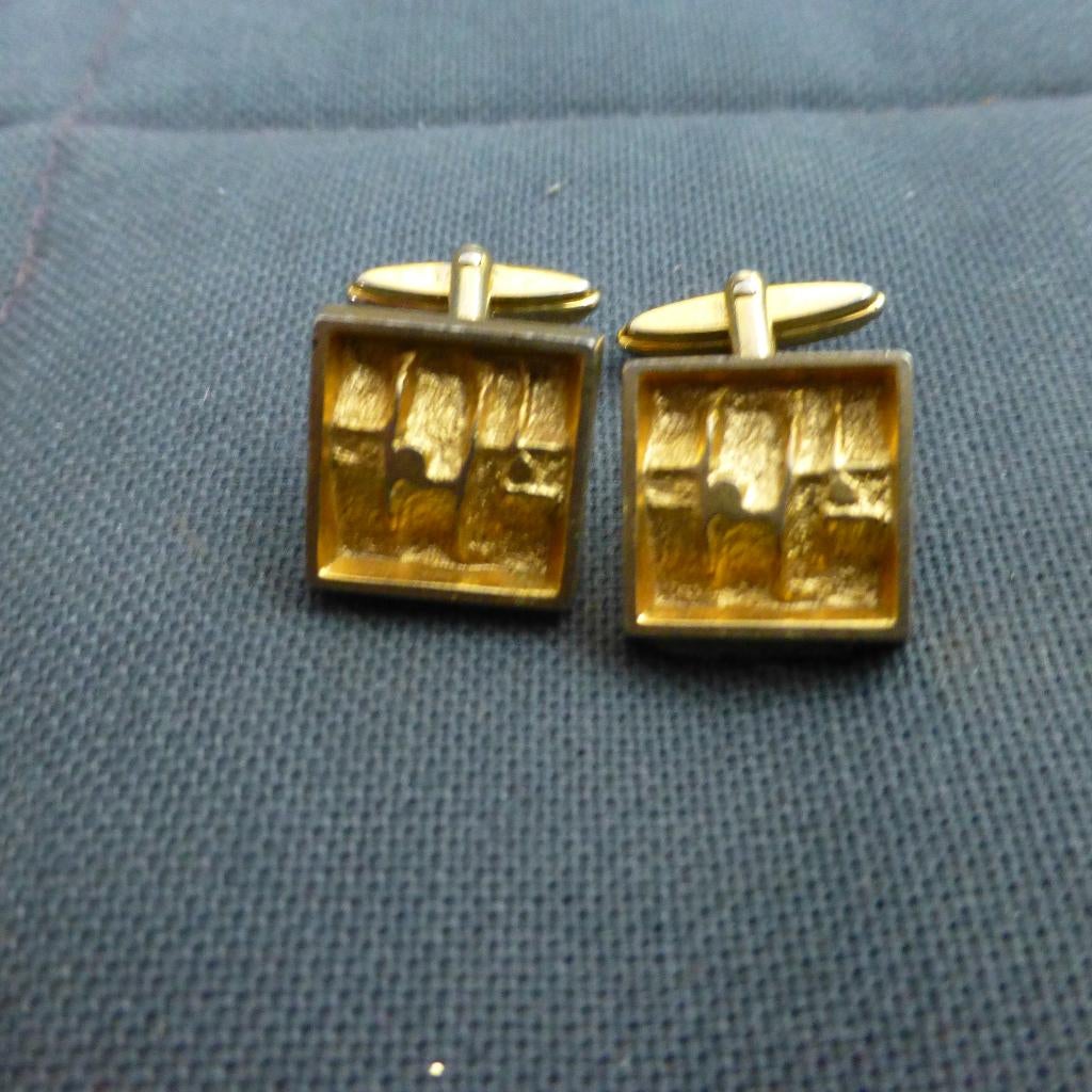 Manchetknopen goud kleurig, Ophalen of Verzenden, Zo goed als nieuw, Overige materialen, Verguld