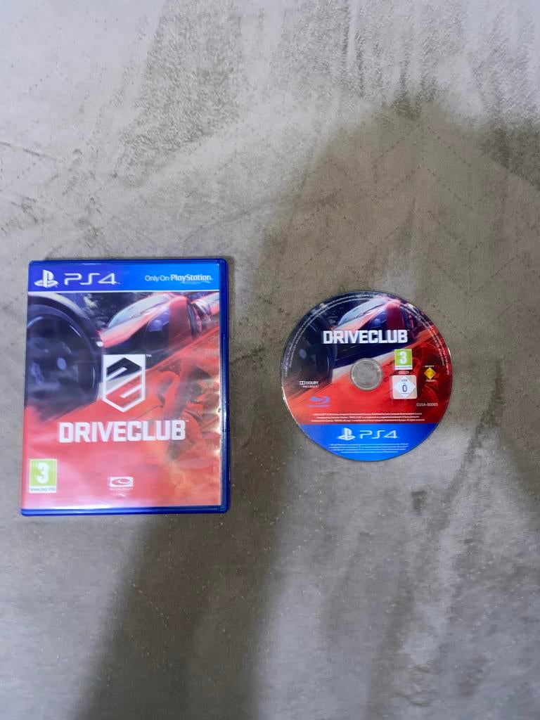 PlayStation 4 games: Driveclub en Mortal Kombat X, Online, Gebruikt, Vanaf 18 jaar, 1 speler