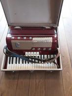 Marinucci accordeon, Muziek en Instrumenten, Accordeons, Ophalen, Gebruikt, 80-bas, Marinucci