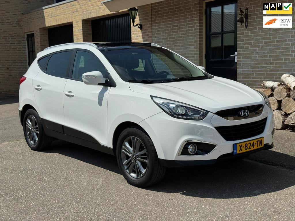 Hyundai ix35 | PANO |NAVI |CRUISE 1.6i GDI Business Edition, Auto's, Hyundai, Voorwielaandrijving, Euro 5, 4 cilinders, Leder en Stof