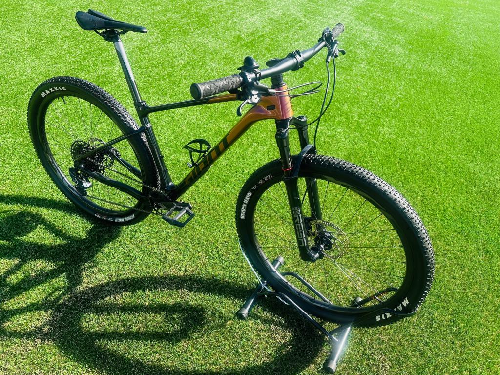 Giant XTC Carbon Mountainbike 29er in Nieuwstaat ✅, Fietsen en Brommers, Niet ingevuld, Niet ingevuld, Zo goed als nieuw, Niet ingevuld