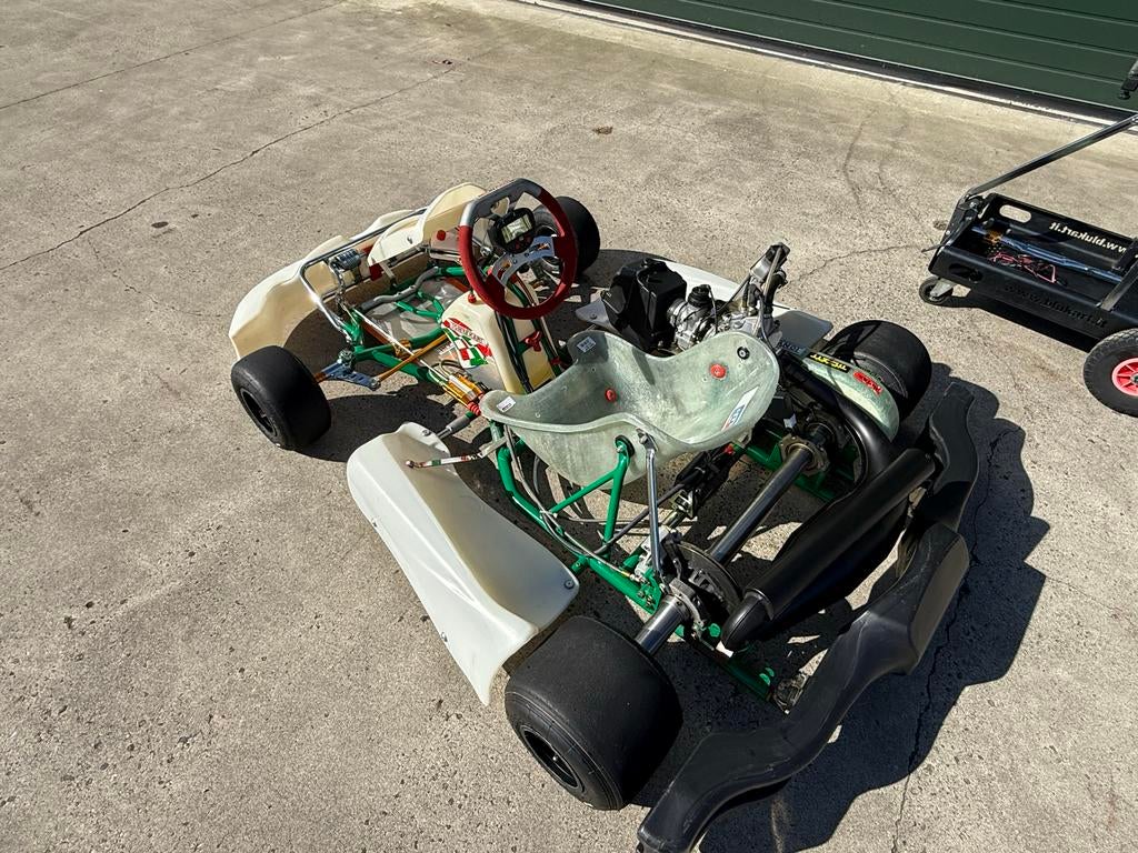 Tony Kart met Rotax Max Junior motor - Perfecte beginnerskar, Sport en Fitness, Karting, Ophalen, Zo goed als nieuw, Kart