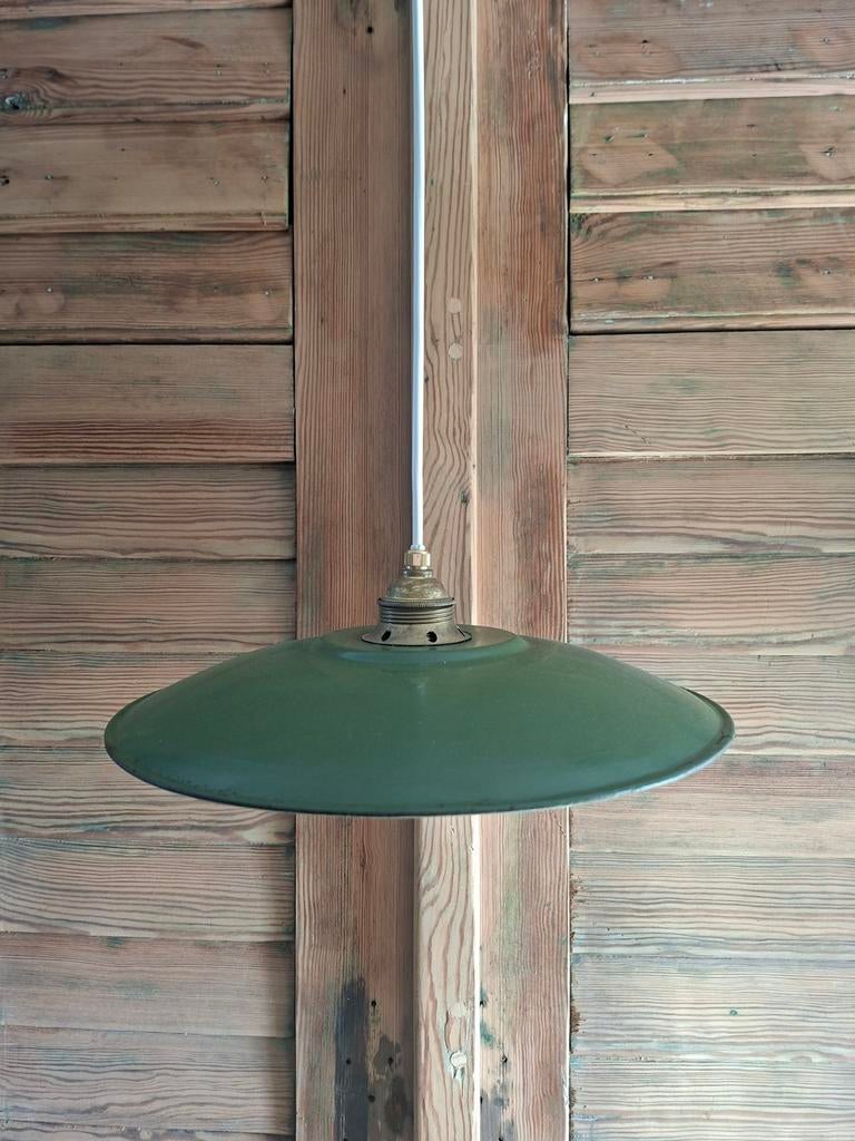 Groen emaille hanglamp , vintage Groen geëmailleerde lamp, Huis en Inrichting, Lampen | Hanglampen, Ophalen of Verzenden, Minder dan 50 cm
