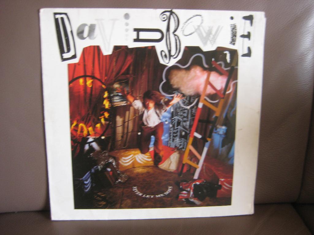 David Bowie – Never Let Me Down, Ophalen of Verzenden, Gebruikt, 12 inch, Poprock