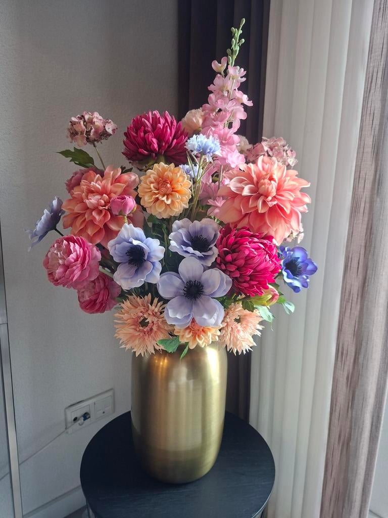 Gouden vaas met kunstbloemen, Huis en Inrichting, Overige kleuren, Nieuw, Ophalen of Verzenden, Glas