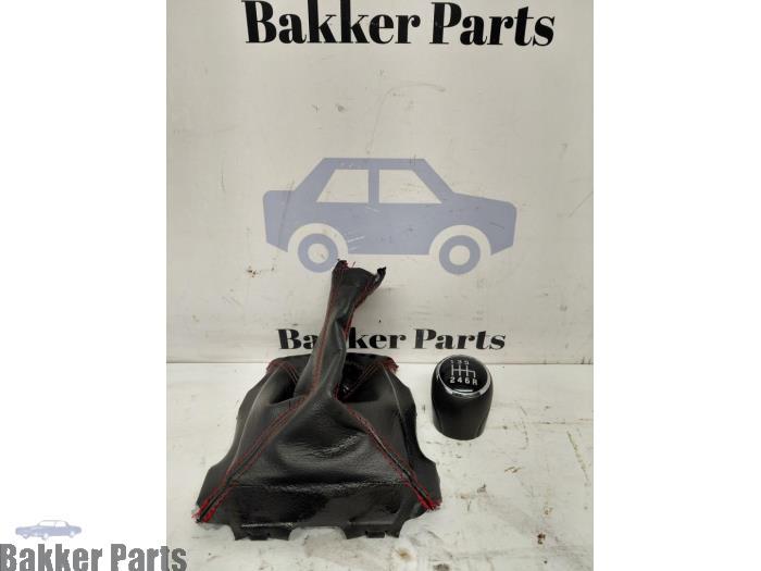 Versnellingspookhoes van een Suzuki Swift, Gebruikt, -, -, -