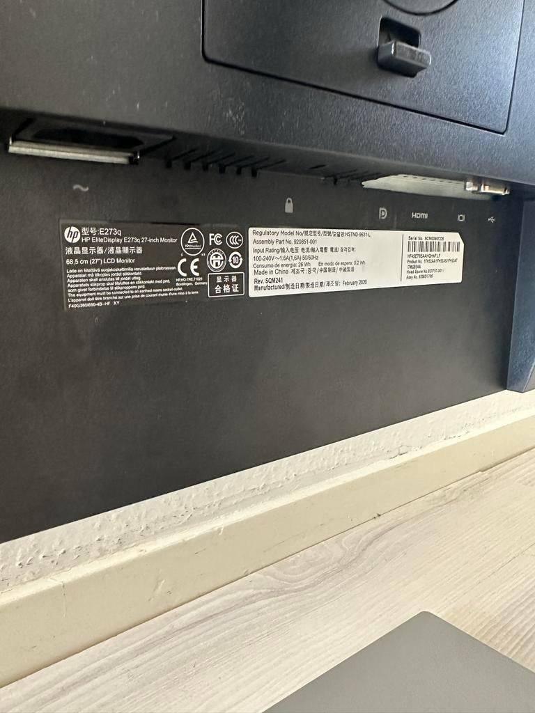 HP E273q 27 inch 2K QHD Monitor met stroomkabel, Ophalen, In hoogte verstelbaar, Quad HD (2K), Gebruikt