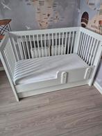 Babybed / meegroeibedje met verschoontafel, Ophalen, Jongetje of Meisje