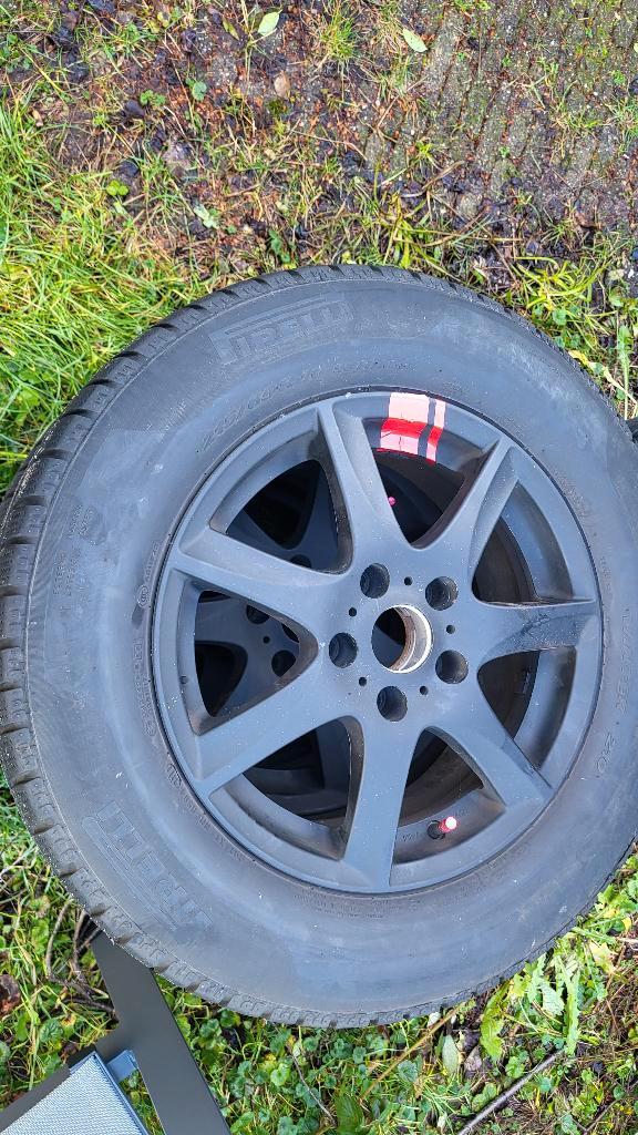 Div. sets winterbanden Qashqai, Picanto, 307, Auto-onderdelen, Banden en Velgen, Banden en Velgen, Winterbanden, Overige maten