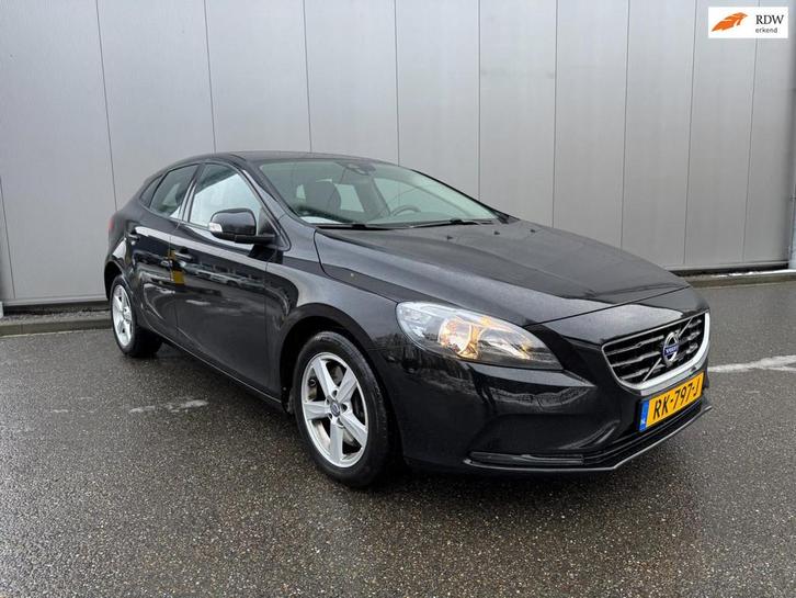 Volvo V40 2.0 D2 Momentum automatic, Auto's, Volvo, Bedrijf, Te koop, V40, ABS, Airbags, Airconditioning, Boordcomputer, Centrale vergrendeling