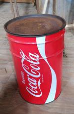 Groot Coca Cola blik, Ophalen