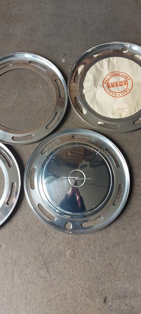 Opel kadet, Auto diversen, Wieldoppen, Ophalen of Verzenden, Nieuw