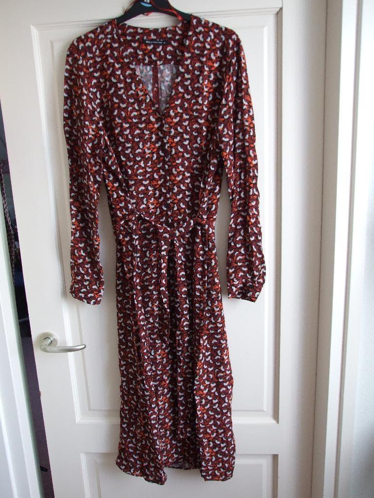 Expresso nieuwe jurk met knoopceintuur maat 42, Kleding | Dames, Overige kleuren, Expresso, Maat 42/44 (L), Nieuw