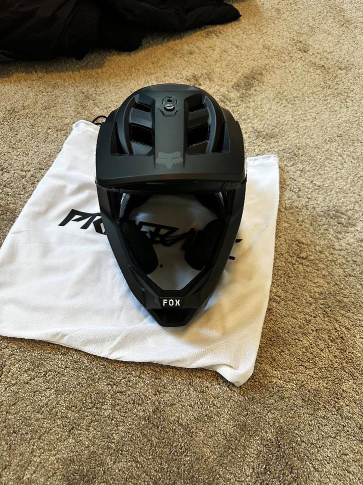 FOX Proframe helm, Fietsen en Brommers, Fietsaccessoires | Fietshelmen, Zo goed als nieuw, Heer, M, Ophalen