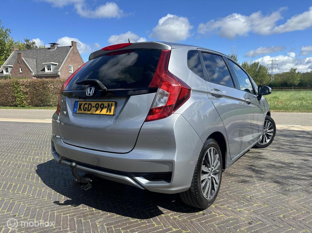 Honda Jazz 1.3 i-VTEC Elegance Trekhaak Camera Cruise✅, Auto's, Voorwielaandrijving, Gebruikt, Zwart, 4 cilinders