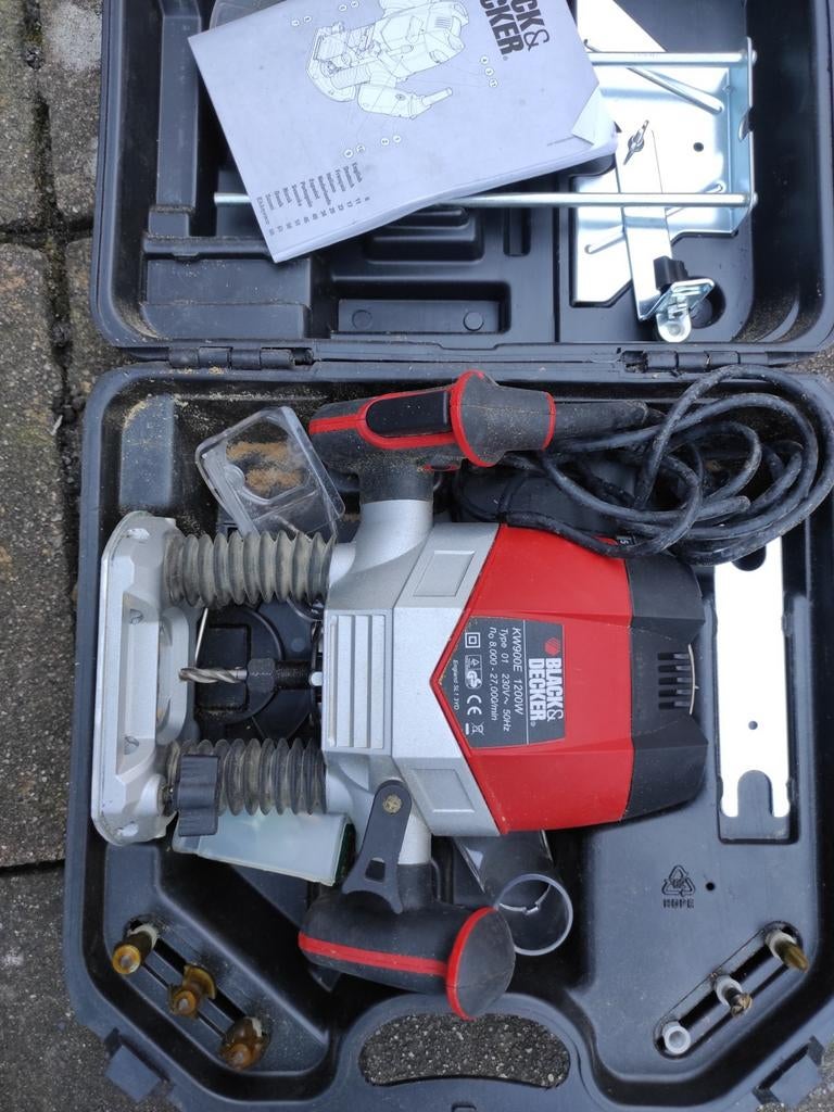 Black & Decker Bovenfrees KW900E - Zo goed als nieuw, Ophalen of Verzenden, Bovenfrees, Elektrisch, Black & Decker