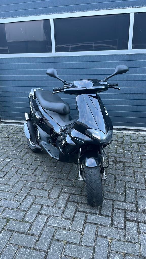 Gilera runner DD - 70cc 2t - bromplaat, Ophalen, Gebruikt, Carburateur, Overige merken