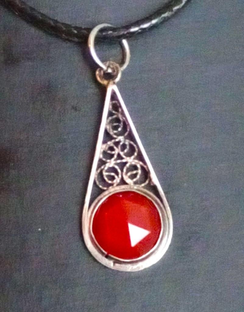 DE MAGIE VAN CARNEOOL & ZILVER!Size: 42/45cm, Sieraden, Tassen en Uiterlijk, Kettingen, Verzenden, Nieuw, Verstelbaar, Rood