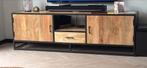 Mangohout TV Dressoir met zwart stalen onderstel, Huis en Inrichting, Kasten | Televisiemeubels, Ophalen, 150 tot 200 cm, Zo goed als nieuw