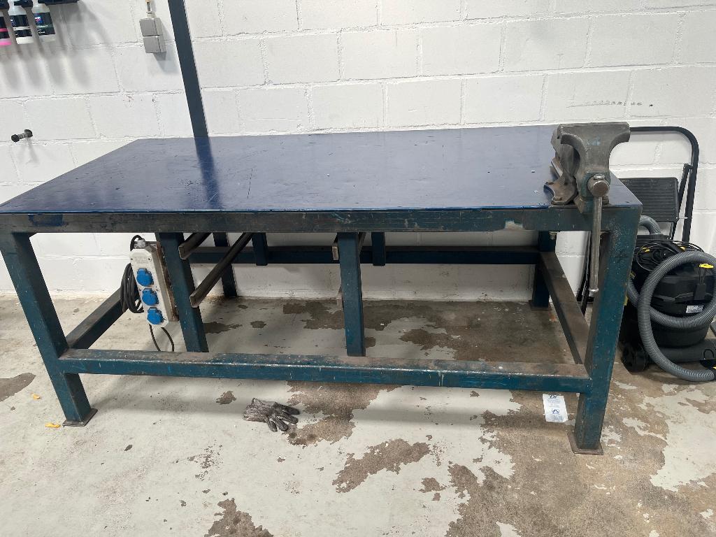 Werktafel, Ophalen of Verzenden, Gebruikt, Bankschroef