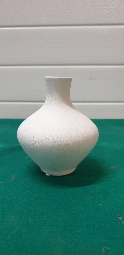 bloempot fles, wit aardewerk, Tuin en Terras, Bloempotten, Ophalen of Verzenden, 'T Olde Gre-j, Info@toldegrej.nl, Endepoelstraat 20f Didam