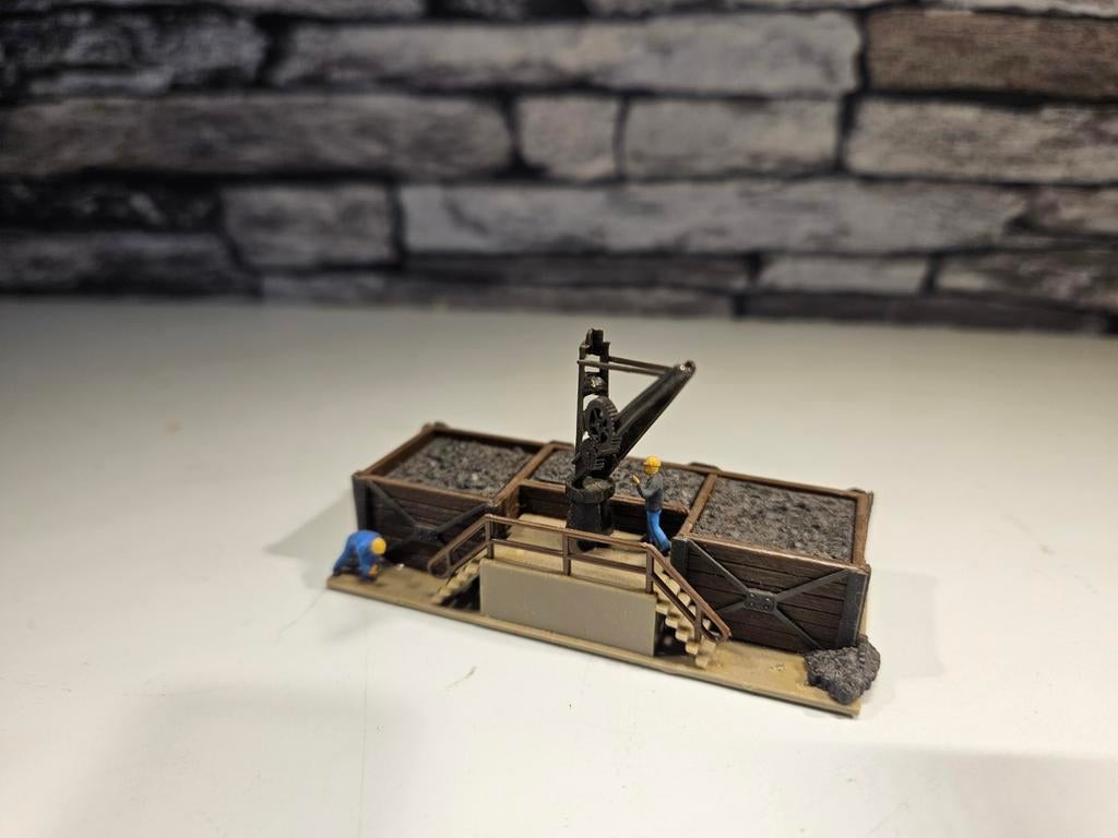 Kolenbunker met kraan N spoor modeltrein 1:160, Overige merken, Gebruikt, Gelijkstroom of Wisselstroom, Brug, Tunnel of Gebouw