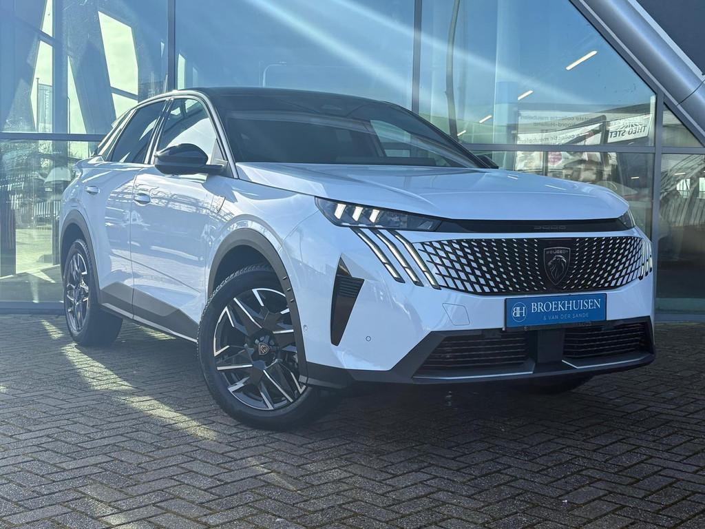 Peugeot 3008 1.2 Hybrid 145pk GT Massage Stoelen / 360 Camer, 145 pk, Gebruikt, Zwart, 1199 cc