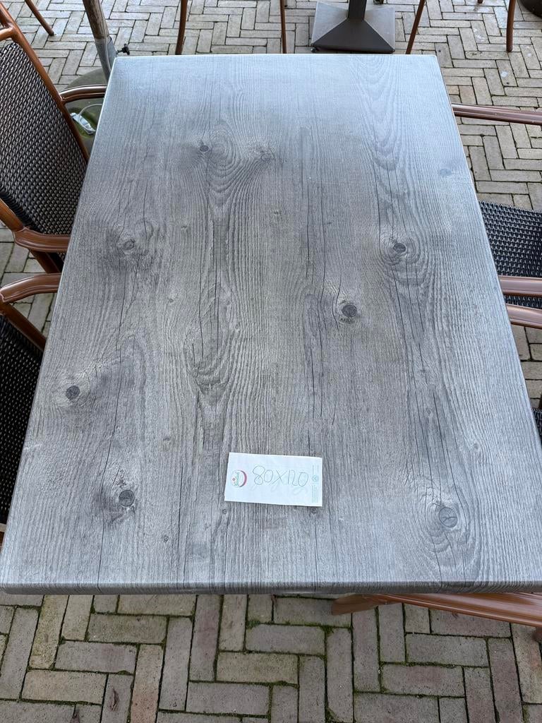 Partij horecameubilair | 22 tafels + 77 stoelen | Totaalkoop, Ophalen, Gebruikt