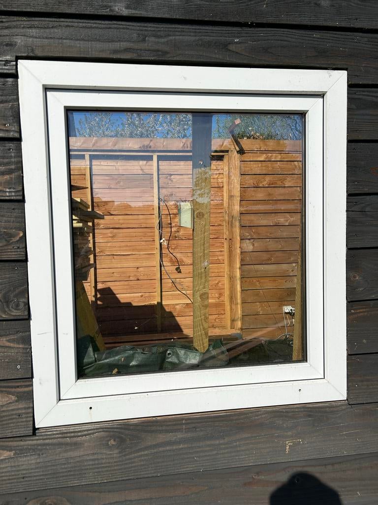Kunststof draai/kiep raam 102 cm, Doe-het-zelf en Verbouw, Glas en Ramen, Gevelraam of Ruit, Gebruikt, 80 tot 120 cm, Ophalen of Verzenden