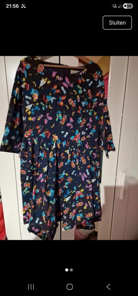 Mooie fleurige vlinder jurk van Lindy Bop, Kleding | Dames, Lindy Bop, Ophalen of Verzenden, Zo goed als nieuw, Overige kleuren