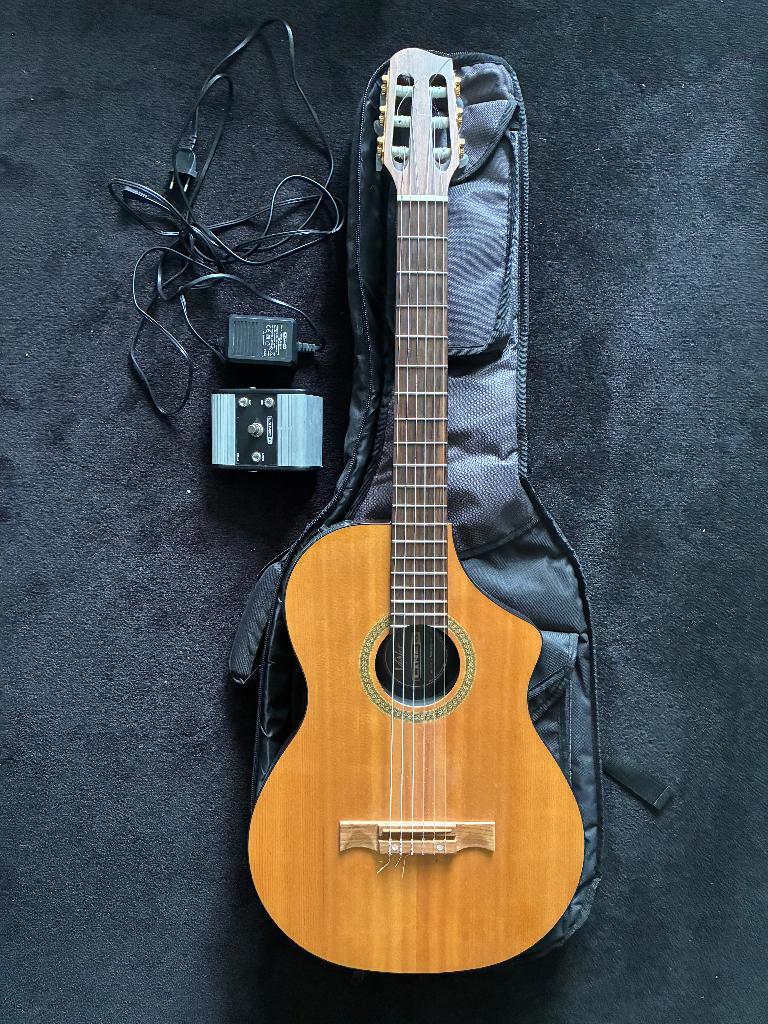Line 6 Variax Acoustic 300 Nylon, Ophalen of Verzenden, Gebruikt, Klassieke of Spaanse gitaar, Met (piezo-)element