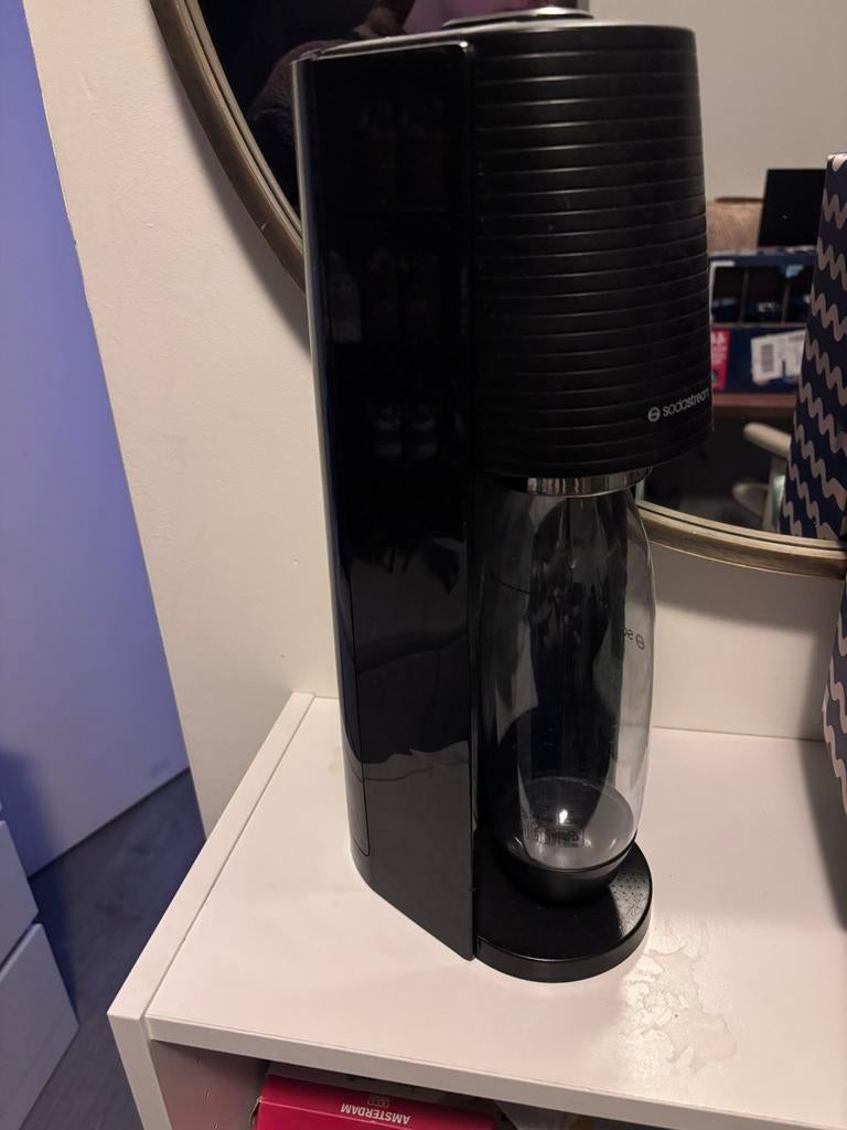 Sodastream inclusief fles en cilinder, Witgoed en Apparatuur, Ophalen of Verzenden, Zo goed als nieuw