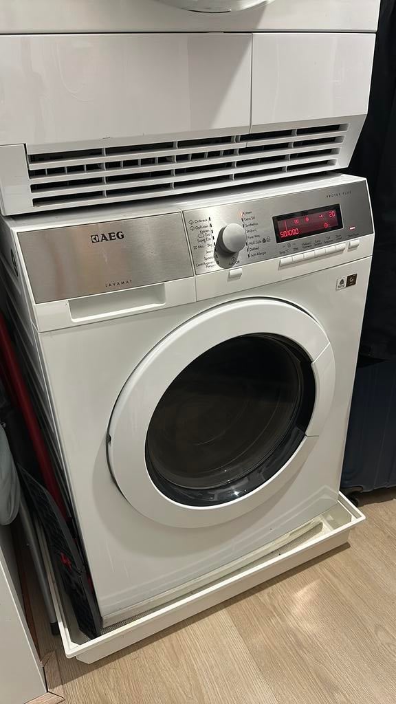 Wasmachine AEG Lavamat Protex Plus - Zo goed als nieuw, Ophalen, Zo goed als nieuw, 85 tot 90 cm, 1200 tot 1600 toeren
