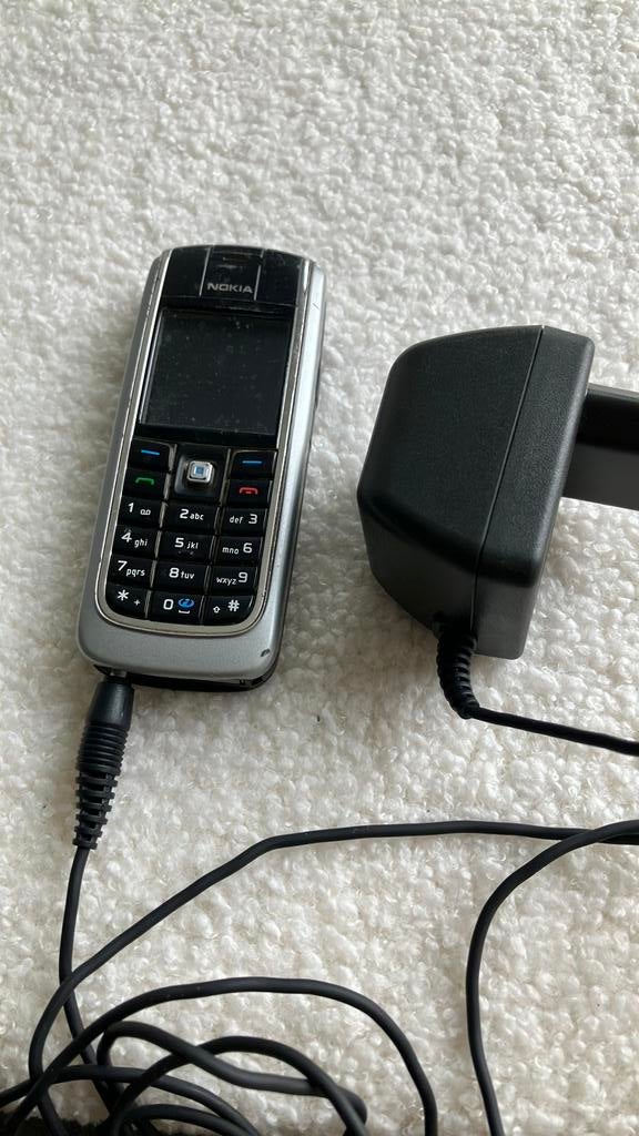 Nokia met oplader, Telecommunicatie, Mobiele telefoons | Nokia, Ophalen of Verzenden, Gebruikt, Geen camera, Zwart