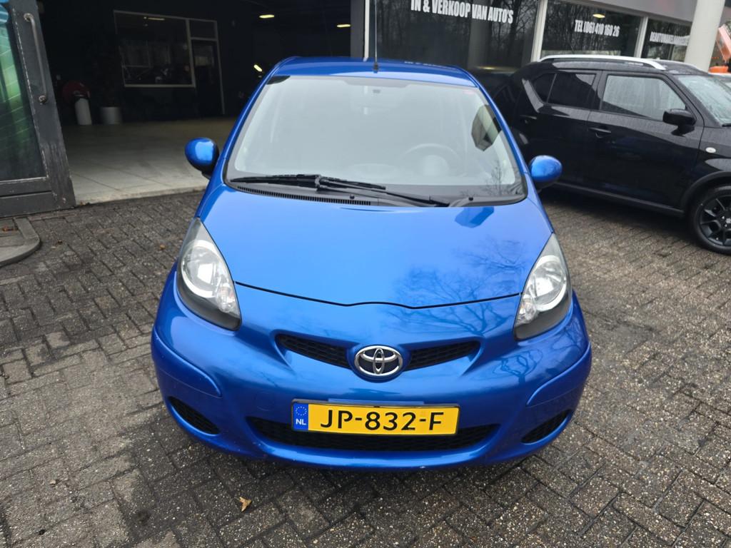 Toyota Aygo 1.0-12V Dynamic Blue | NW KOPPELING | 12MND GARA, Auto's, Toyota, Stof, Gebruikt, 68 pk, Bedrijf