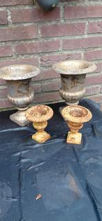 Gietijzeren louvre vazen, Ophalen, Gebruikt