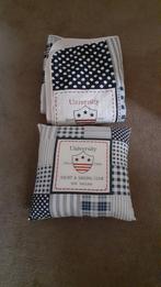 Nieuwe sprei 130x165 cm met bijpassend kussen 35x35 cm, Ophalen of Verzenden, Nieuw, Blauw, Vierkant