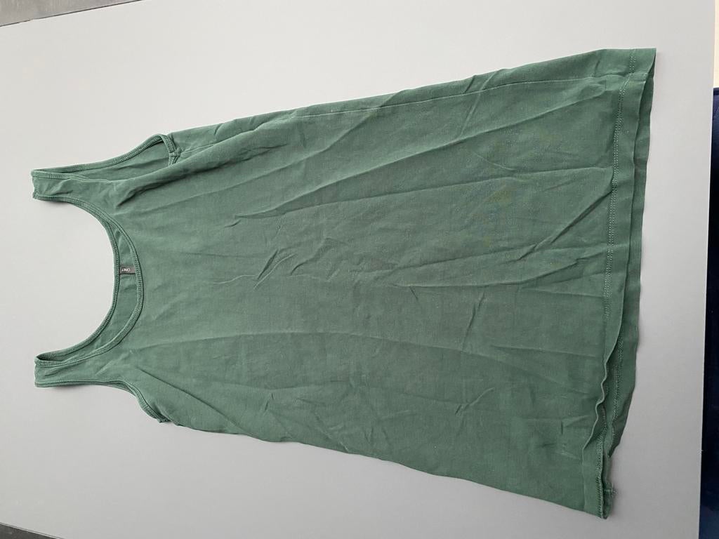 Groene top, Kleding | Dames, Tops, Verzenden, Maat 42/44 (L), Zonder mouw, Gedragen
