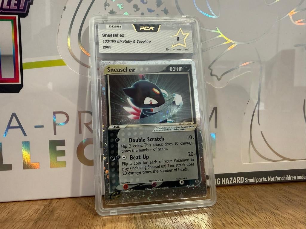 Pokemon Sneasel EX 103/109 RUBY SAPPHIRE GRADED 8 NM!, Ophalen of Verzenden, Nieuw, Losse kaart, Foil