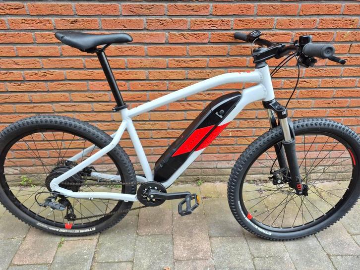 Elektrische mountainbike, Fietsen en Brommers, Elektrische fietsen, Zo goed als nieuw, Overige merken, 55 tot 59 cm, 30 tot 50 km per accu
