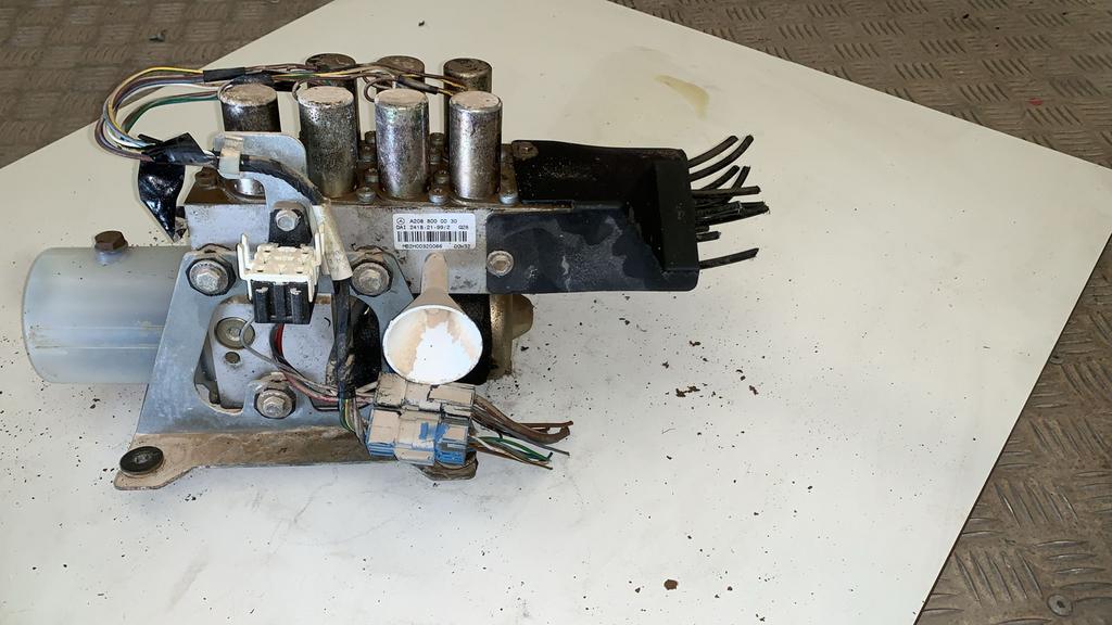 Hydraulische pomp cabriodak Mercedes CLK A2088000030, Ophalen of Verzenden, Gebruikt, Mercedes-Benz