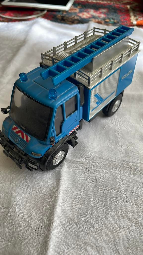 Polizia Mercedes Benz Unimog, Ophalen of Verzenden, Zo goed als nieuw, Bus of Vrachtwagen, Wsi