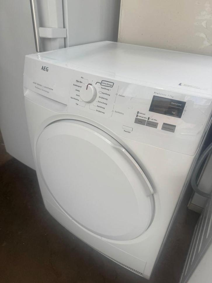 AEG Condensdroger schoon garantie bezorging, Witgoed en Apparatuur, Wasdrogers, Zo goed als nieuw, Condens, Voorlader, 6 tot 8 kg